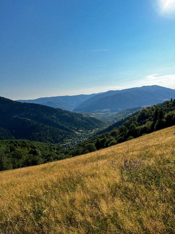 Садиба Between Mountains Mizhhirya  Dış mekan fotoğraf